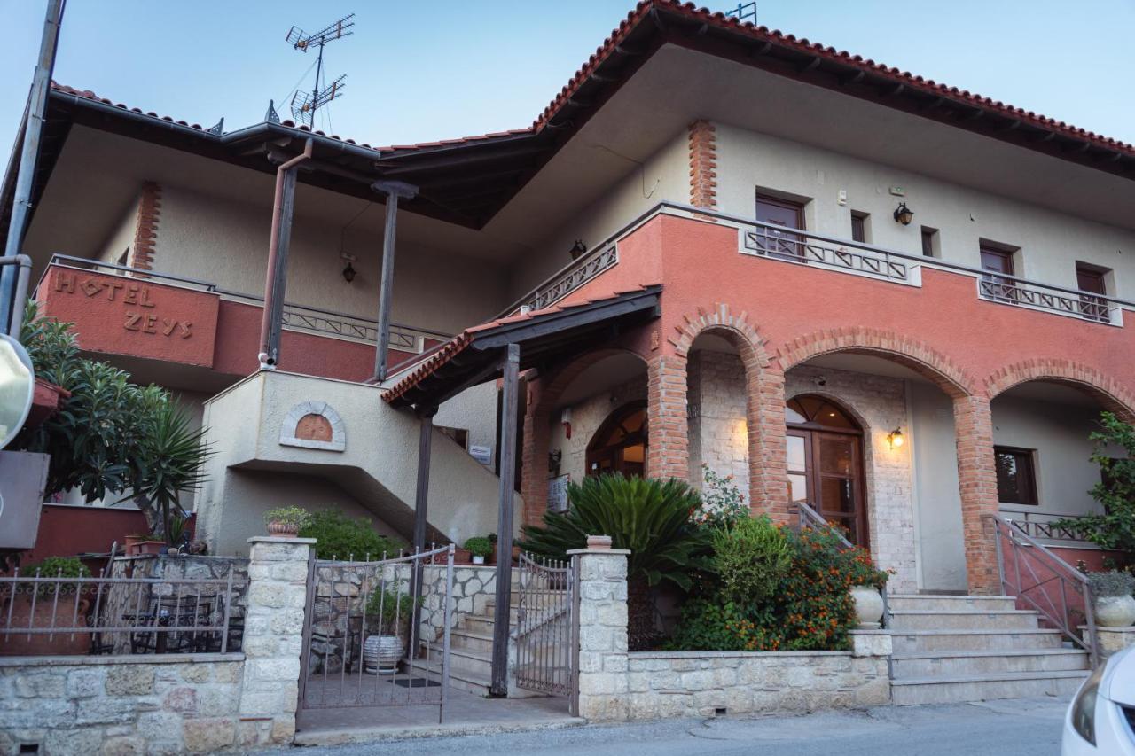 Hotel Zeus Afytos Buitenkant foto