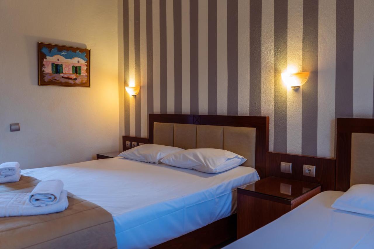 Hotel Zeus Afytos Buitenkant foto