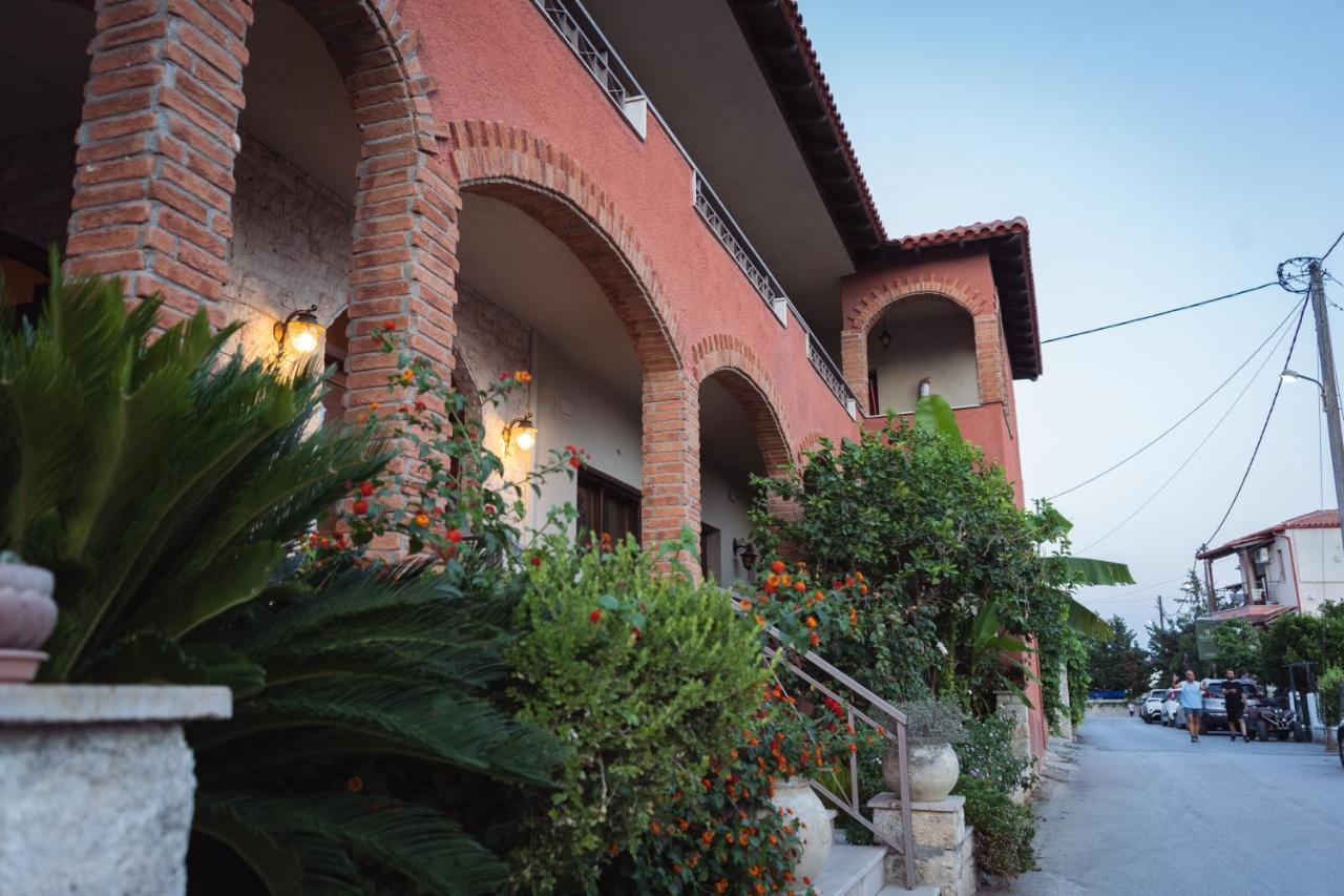 Hotel Zeus Afytos Buitenkant foto