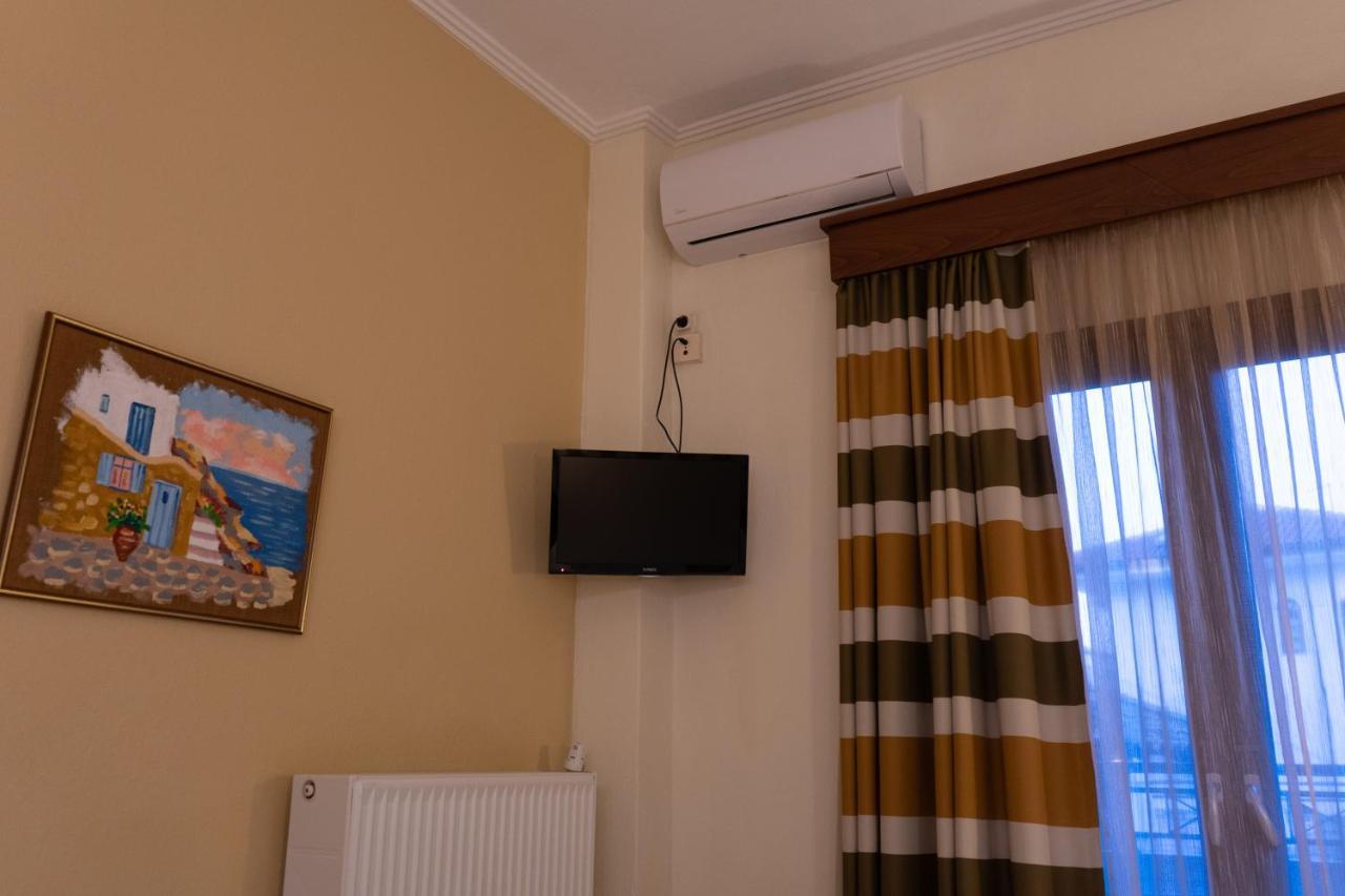 Hotel Zeus Afytos Buitenkant foto