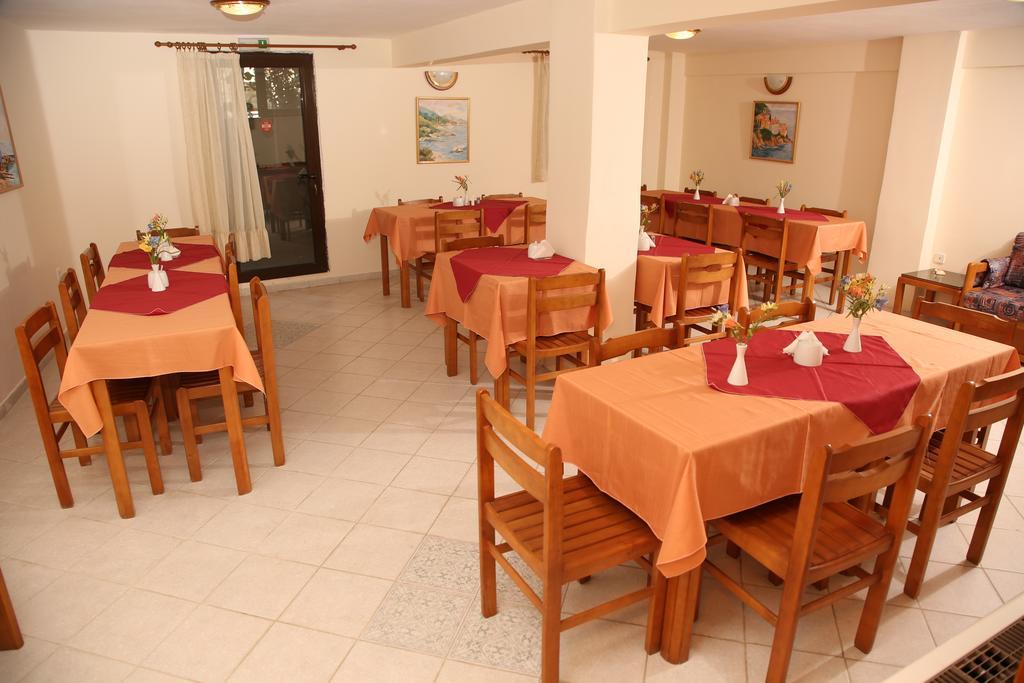 Hotel Zeus Afytos Buitenkant foto
