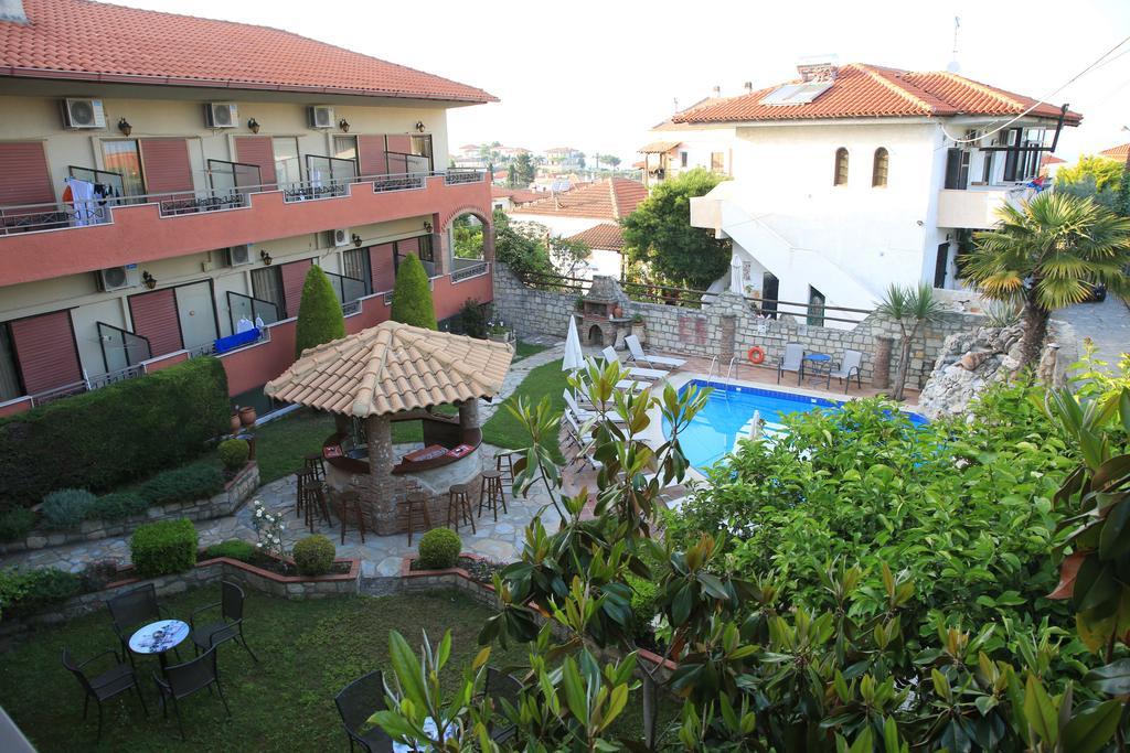 Hotel Zeus Afytos Buitenkant foto