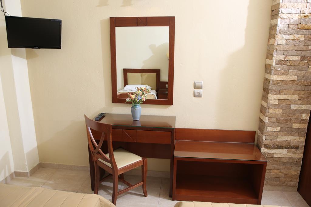 Hotel Zeus Afytos Buitenkant foto