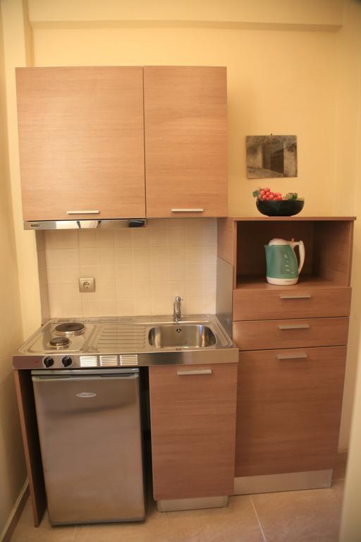 Hotel Zeus Afytos Buitenkant foto