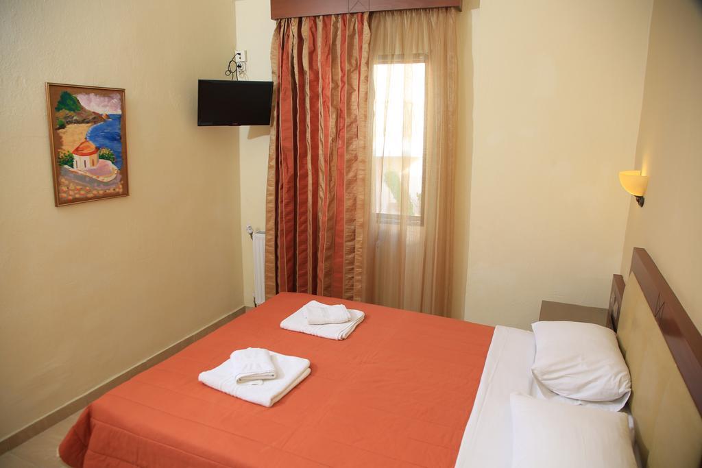 Hotel Zeus Afytos Buitenkant foto