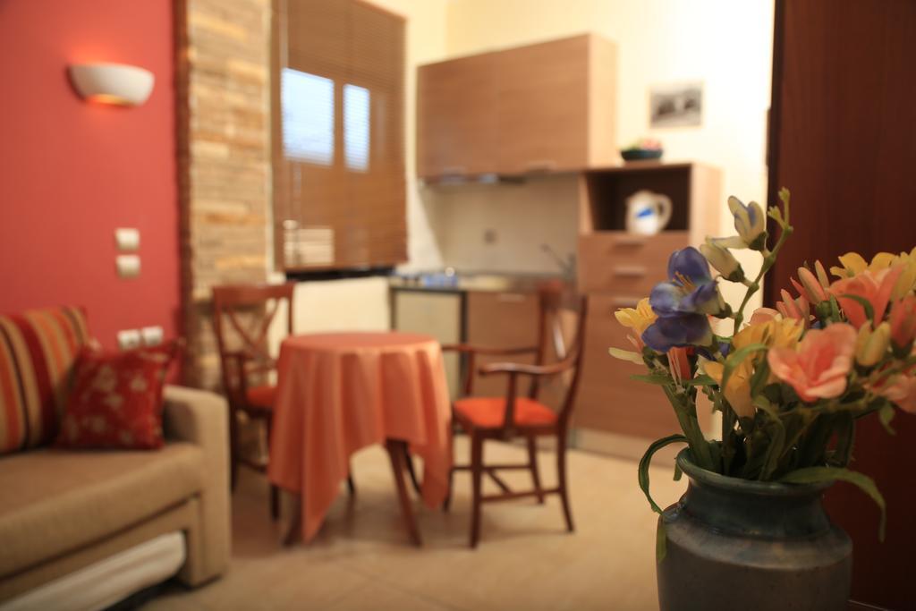 Hotel Zeus Afytos Buitenkant foto