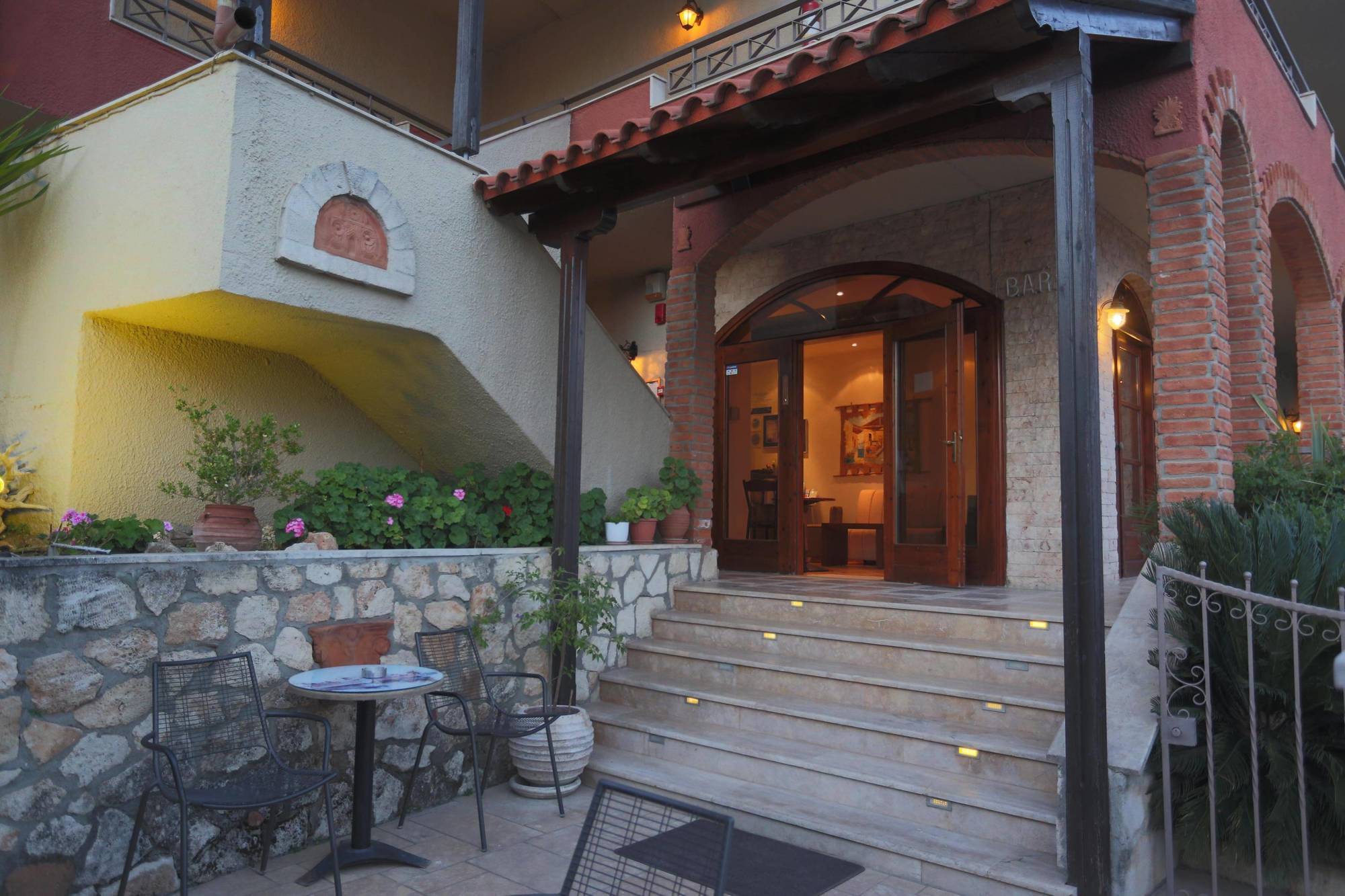 Hotel Zeus Afytos Buitenkant foto